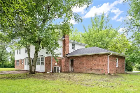 5 N360 Robin Ln, Wayne, IL 60184 photo 30