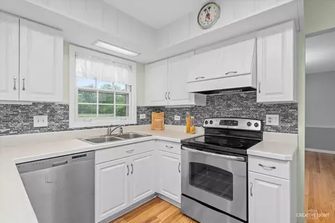 5 N360 Robin Ln, Wayne, IL 60184 photo 5