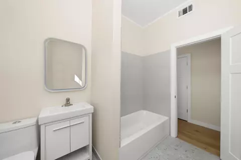 Bath - 1842 S Saint Louis Ave, Chicago, IL 60623 photo 1 of 2