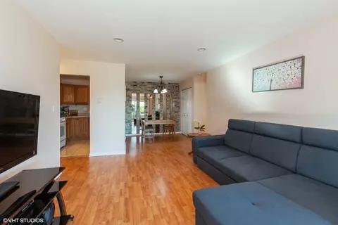 9 S S070 S Frontage Rd #211, Willowbrook, IL 60527 photo 3