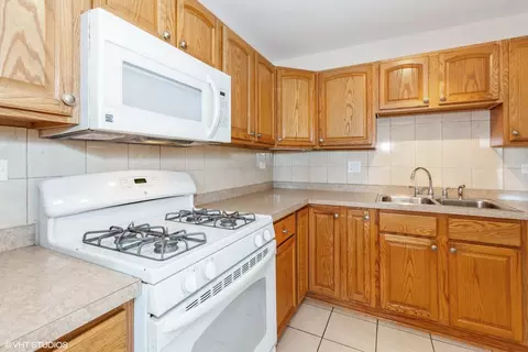 9 S S070 S Frontage Rd #211, Willowbrook, IL 60527 photo 6