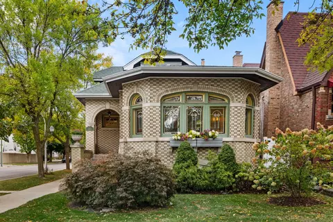 1857 N Newland Ave, Chicago, IL 60707