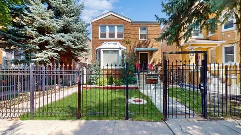 5354 W Deming Pl, Chicago, IL 60639