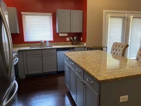 Kitchen - 825 E 41st St #2B, Chicago, IL 60653 photo 4 of 4