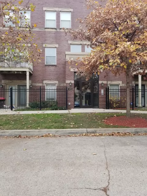 Other - 825 E 41st St #2B, Chicago, IL 60653 photo 1 of 5
