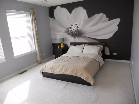 Bedroom - 825 E 41st St #2B, Chicago, IL 60653 photo 4 of 5