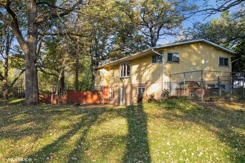 26015 Streit Rd, Harvard, IL 60033 photo 18