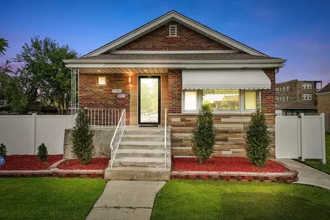 7933 S Damen Ave, Chicago, IL 60620