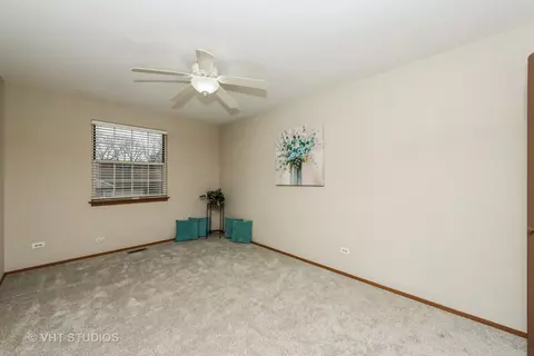1122 Riverwood Dr, Algonquin, IL 60102 photo 6
