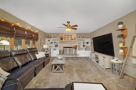 Living - 19332 Emerald Ct, Mokena, IL 60448 photo 1 of 4