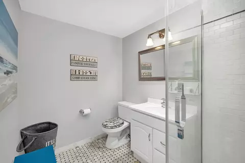 Bath - 19332 Emerald Ct, Mokena, IL 60448 photo 3 of 4