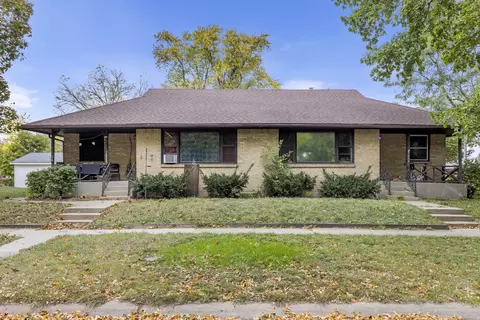 1652 8th Ave, Rockford, IL 61104