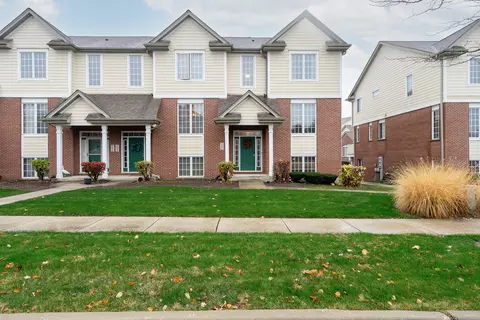 10656 Dani Ln, Orland Park, IL 60462