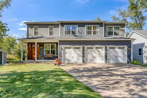 1013 Harrison Ave, Wauconda, IL 60084