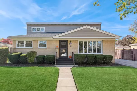 9310 Olcott Ave, Morton Grove, IL 60053