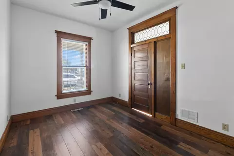 307 E Washington St, Harvard, IL 60033 photo 13