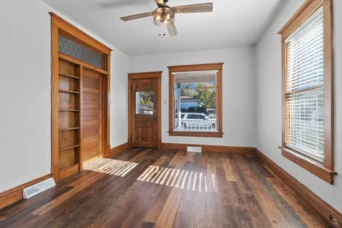 307 E Washington St, Harvard, IL 60033 photo 7