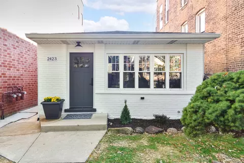 2423 W Thomas St, Chicago, IL 60622