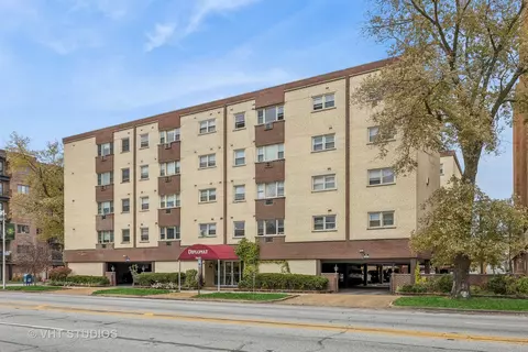 7840 W North Ave #2I, Elmwood Park, IL 60707