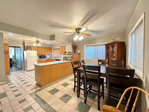 Kitchen - 14616 Turner Ave, Midlothian, IL 60445 photo 1 of 6