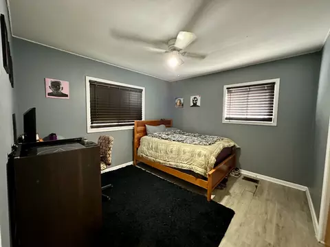 Bedroom - 14616 Turner Ave, Midlothian, IL 60445 photo 2 of 3