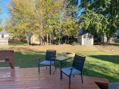 Exterior - 1750 Charles Ave, Algonquin, IL 60102 photo 3 of 3