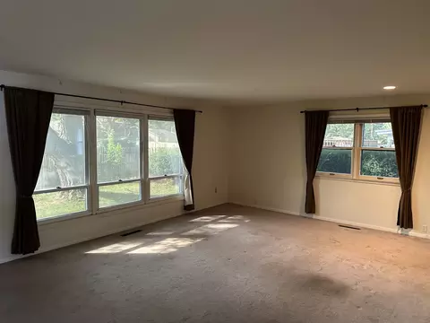 1422 W Vanmeter St, Kankakee, IL 60901 photo 2