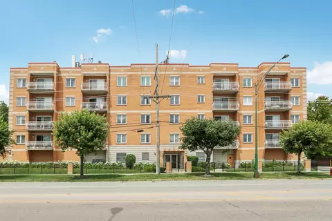 4534 N Cumberland Ave #301, Chicago, IL 60656