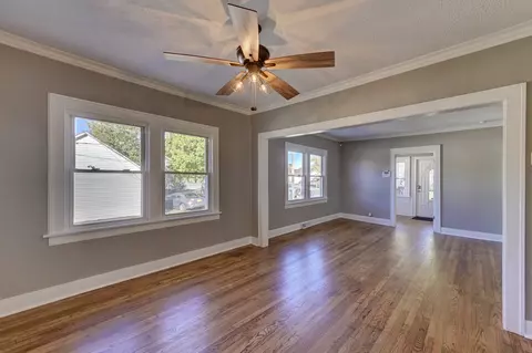 Living - 14 E 31st Pl, Steger, IL 60475 photo 3 of 4