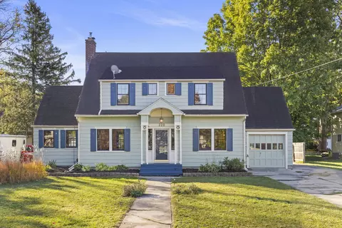 220 E 6th St, Sandwich, IL 60548 photo 2