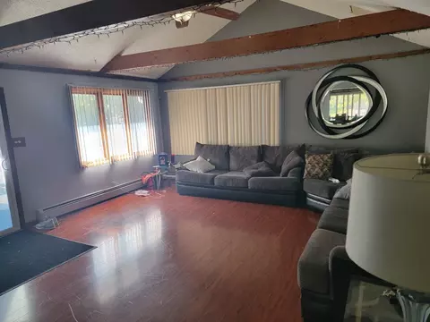 Living - 17840 Clyde Ave, Lansing, IL 60438 photo 1 of 1