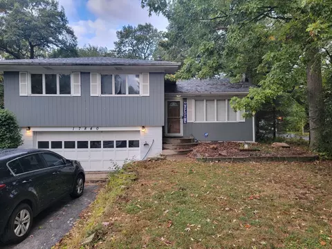 17840 Clyde Ave, Lansing, IL 60438