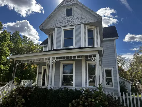 210 E Main St, Ashkum, IL 60911 photo 1