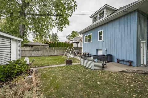 Exterior - 6447 Sinclair Ave, Berwyn, IL 60402 photo 7 of 14