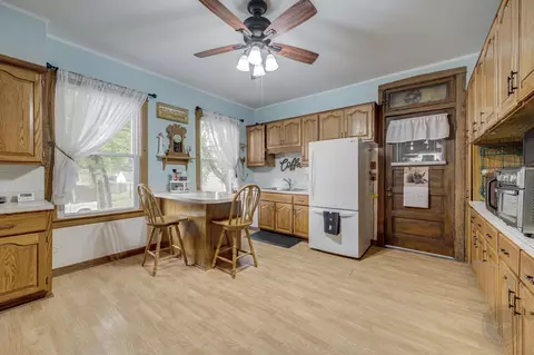 Kitchen - 6447 Sinclair Ave, Berwyn, IL 60402 photo 1 of 4