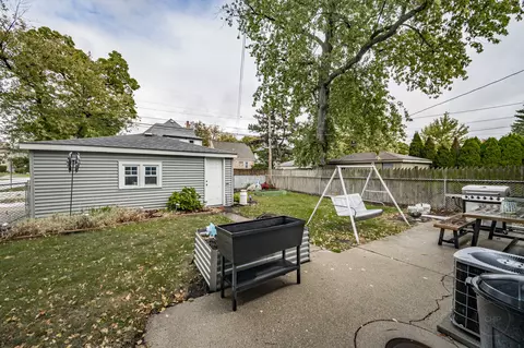 Exterior - 6447 Sinclair Ave, Berwyn, IL 60402 photo 14 of 14