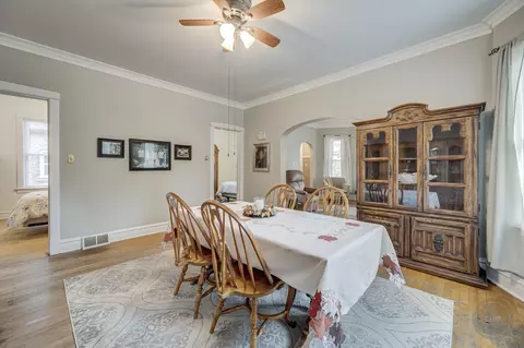 Dining - 6447 Sinclair Ave, Berwyn, IL 60402 photo 3 of 4