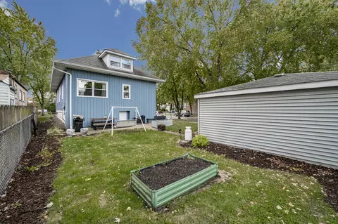 Exterior - 6447 Sinclair Ave, Berwyn, IL 60402 photo 9 of 14