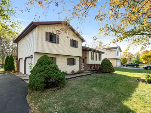 1600 Illini Dr, New Lenox, IL 60451