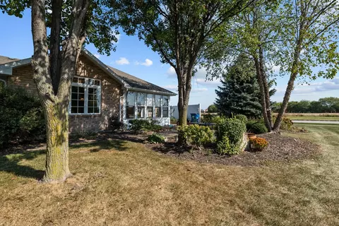 Exterior - 1397 Heritage Dr, Morris, IL 60450 photo 7 of 9