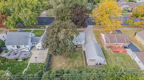 View/Area - 1033 S Wolf Rd, Des Plaines, IL 60016 photo 2 of 2