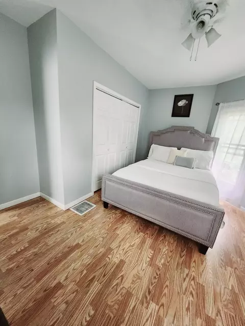 Bedroom - 1257 S 7th Ave, Kankakee, IL 60901 photo 3 of 5