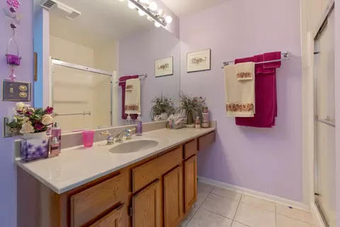 951 Martin Dr, Elgin, IL 60120 photo 7