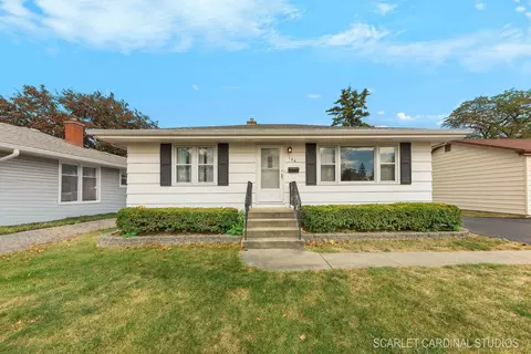 124 E Oak St, Villa Park, IL 60181