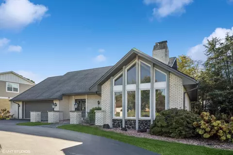 1629 Foxhill Pl, Darien, IL 60561