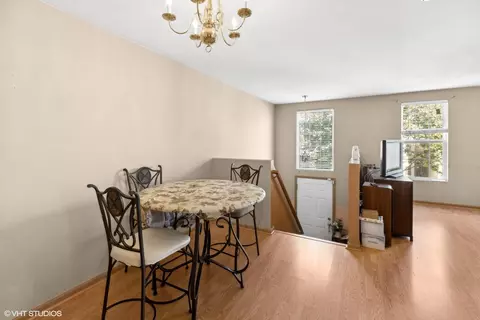 657 Serendipity Dr, Aurora, IL 60504 photo 3