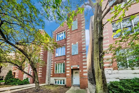 1445 W Walton St #3, Chicago, IL 60642