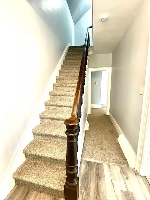 Entry Way - 108 E 6th St, Sterling, IL 61081 photo 1 of 2