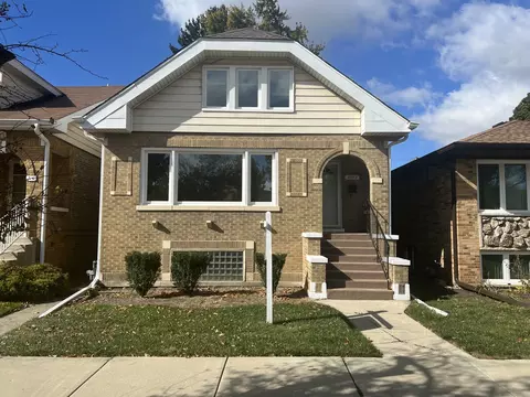 4052 N Oriole Ave, Norridge, IL 60706