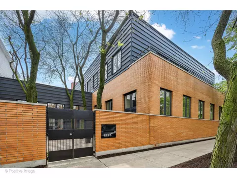1225 W George St, Chicago, IL 60657